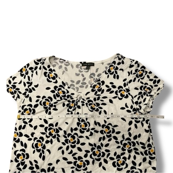 LANE BRYANT Stretch Tee - White Floral 10/12 - Picture 6 of 8